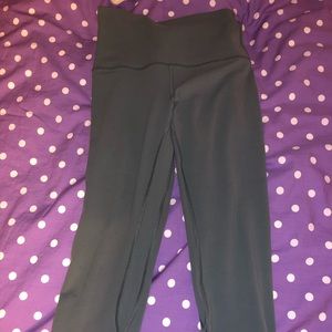 Lululemon align crops